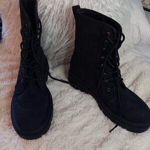 WOMAN COMBAT BOOTS